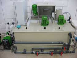 Rozmíchávací nádrž s dávkováním